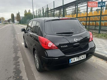 Авто Nissan Tiida 2008 № 8163002