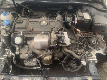 Авто Volkswagen Golf 2010 № 8163025