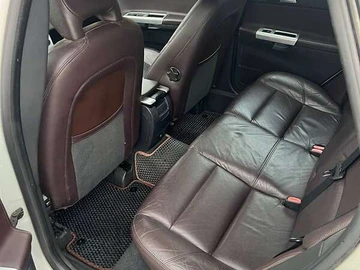 Авто Volvo V50 2011 № 8163052