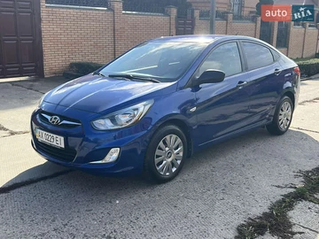 Авто Hyundai Accent 2013 № 8163055