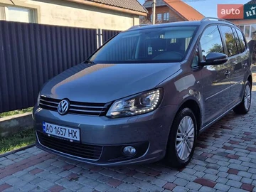 Авто Volkswagen Touran 2015 № 8163216