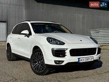 Авто Porsche Cayenne 2015 № 8163301
