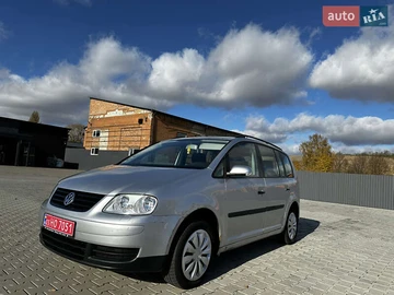 Авто Volkswagen Touran 2004 № 8163536