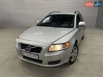 Авто Volvo V50 2010 № 8163572