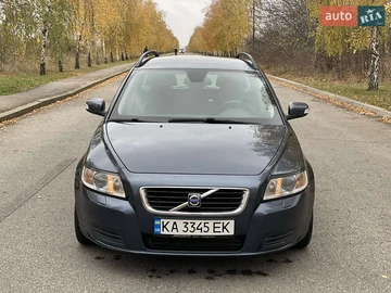 Авто Volvo V50 2008 № 8163577