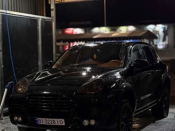 Авто Porsche Cayenne 2004 № 8163619