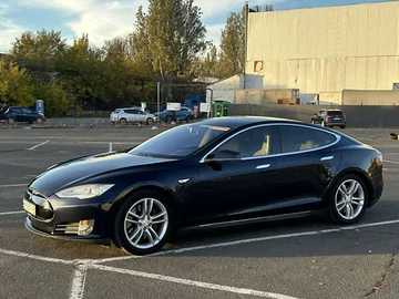Авто Tesla Model S 2013 № 8163858