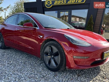 Авто Tesla Model 3 2019 № 8164012