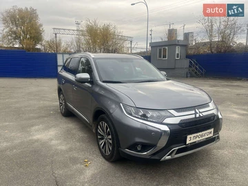 Авто Mitsubishi Outlander 2021 № 8164024