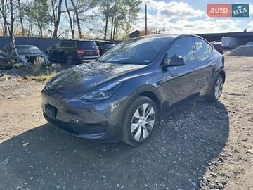 Авто Tesla Model Y 2023 № 8164034