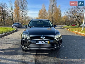 Авто Volkswagen Touareg 2016 № 8164069