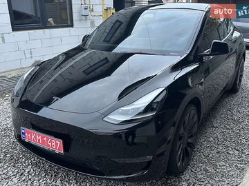 Авто Tesla Model Y 2024 № 8164076
