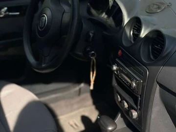 Авто SEAT Cordoba 2003 № 8164311
