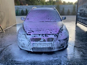 Авто Volvo V50 2005 № 8164432