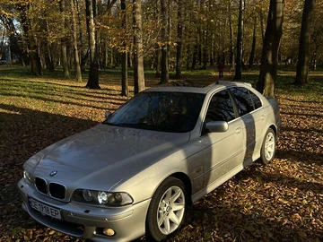 Авто BMW 5 Series 2001 № 8164463