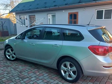 Авто Opel Astra 2012 № 8164496