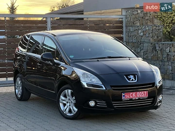 Авто Peugeot 5008 2012 № 8164506