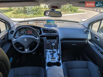 Авто Peugeot 3008 2016 № 8164594