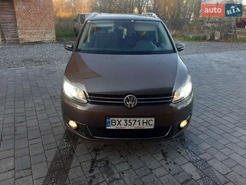 Авто Volkswagen Touran 2012 № 8164618