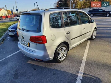 Авто Volkswagen Touran 2014 № 8164709