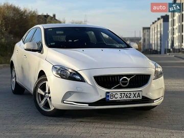 Авто Volvo V40 2017 № 8164748