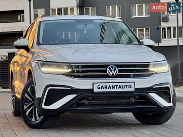 Авто Volkswagen Tiguan 2022 № 8164966