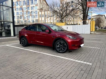 Авто Tesla Model Y 2024 № 8165000