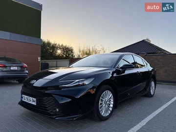 Авто Toyota Camry 2025 № 8165002