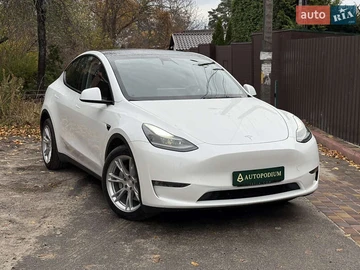 Авто Tesla Model Y 2022 № 8165010