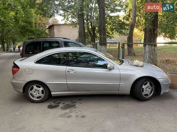 Авто Mercedes C-Class 2002 № 8165049