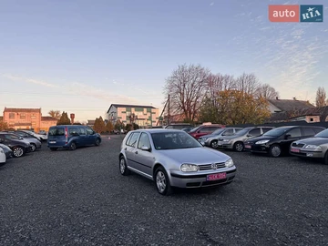 Авто Volkswagen Golf 2002 № 8165098