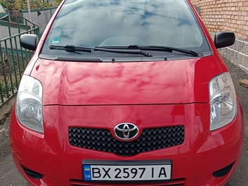 Авто Toyota Yaris 2008 № 8165102