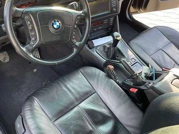 Авто BMW 5 Series 2001 № 8165131