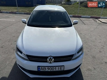 Авто Volkswagen Jetta 2013 № 8165269