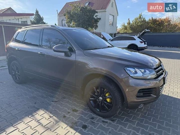 Авто Volkswagen Touareg 2013 № 8165365