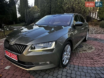 Авто Skoda Superb 2017 № 8165369