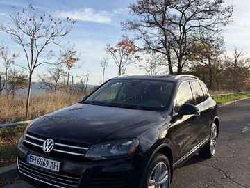 Авто Volkswagen Touareg 2012 № 8165383