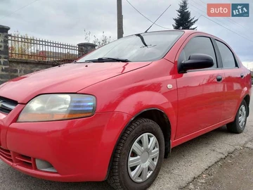 Авто Chevrolet Aveo 2005 № 8165407