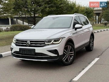 Авто Volkswagen Tiguan 2022 № 8165513