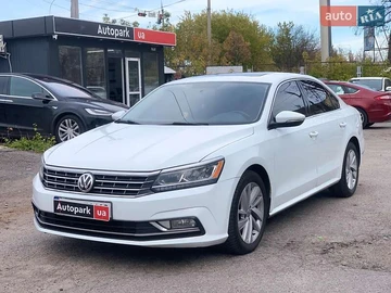 Авто Volkswagen Passat 2018 № 8165663