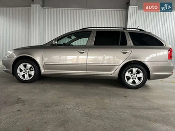 Авто Skoda Octavia 2011 № 8165792