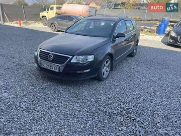 Авто Volkswagen Passat 2010 № 8166202