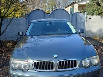 Авто BMW 7 Series 2003 № 8166360