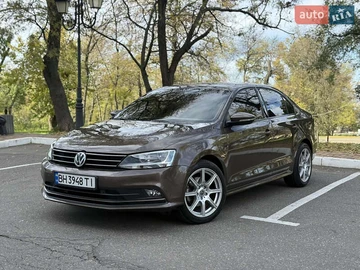 Авто Volkswagen Jetta 2016 № 8166500