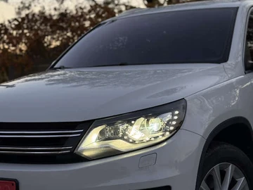 Авто Volkswagen Tiguan 2016 № 8166532