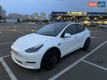 Авто Tesla Model Y 2022 № 8166772