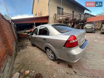 Авто Chevrolet Aveo 2007 № 8166838