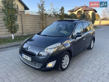 Авто Renault Grand Scenic 2010 № 8167000