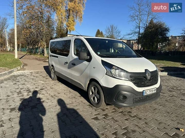Авто Renault Trafic 2016 № 8167305