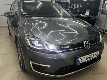 Авто Volkswagen E-Golf 2019 № 8167403